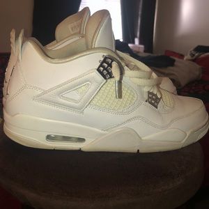 Comes with original box. 10.5